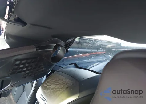 2024 Chevrolet Corvette Stingray Rwd 2Lt from USA, damaged, VIN 1G1YB2D4XR5124128